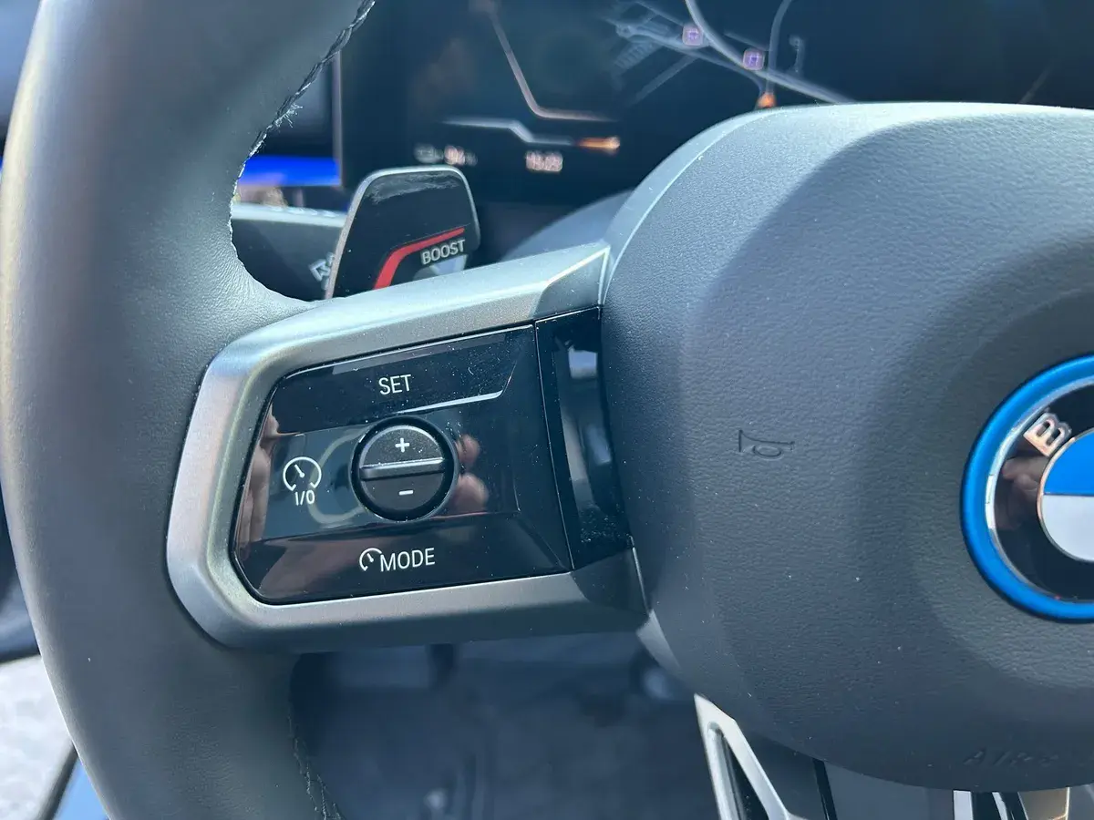 Bild 18 - BMW i5 eDrive40