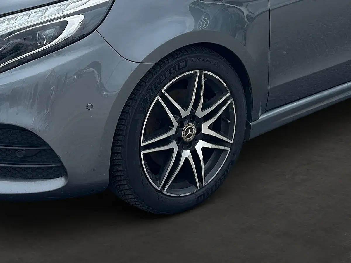 Bild 6 - Mercedes V 300 d Kombi 4MATIC kompakt Avantgarde