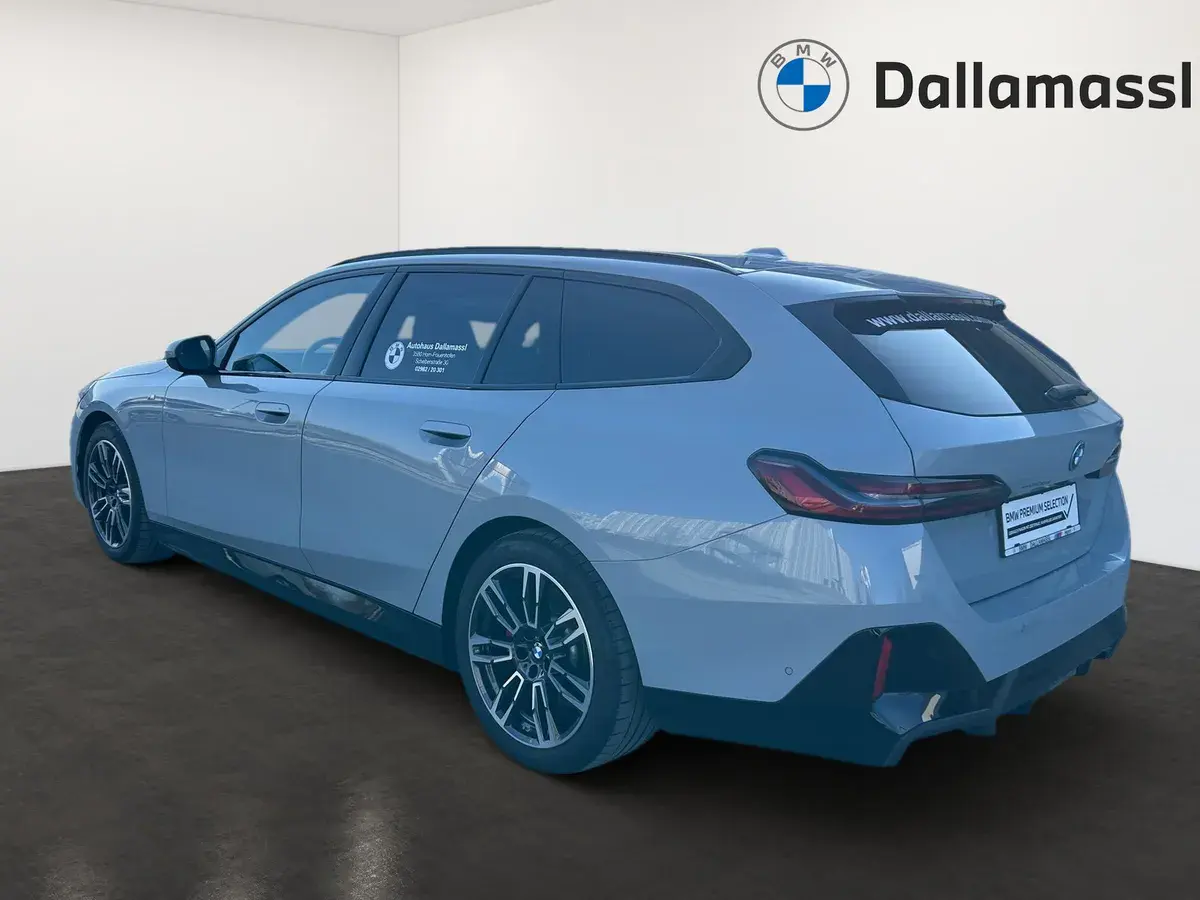 Bild 4 - BMW i5 eDrive40