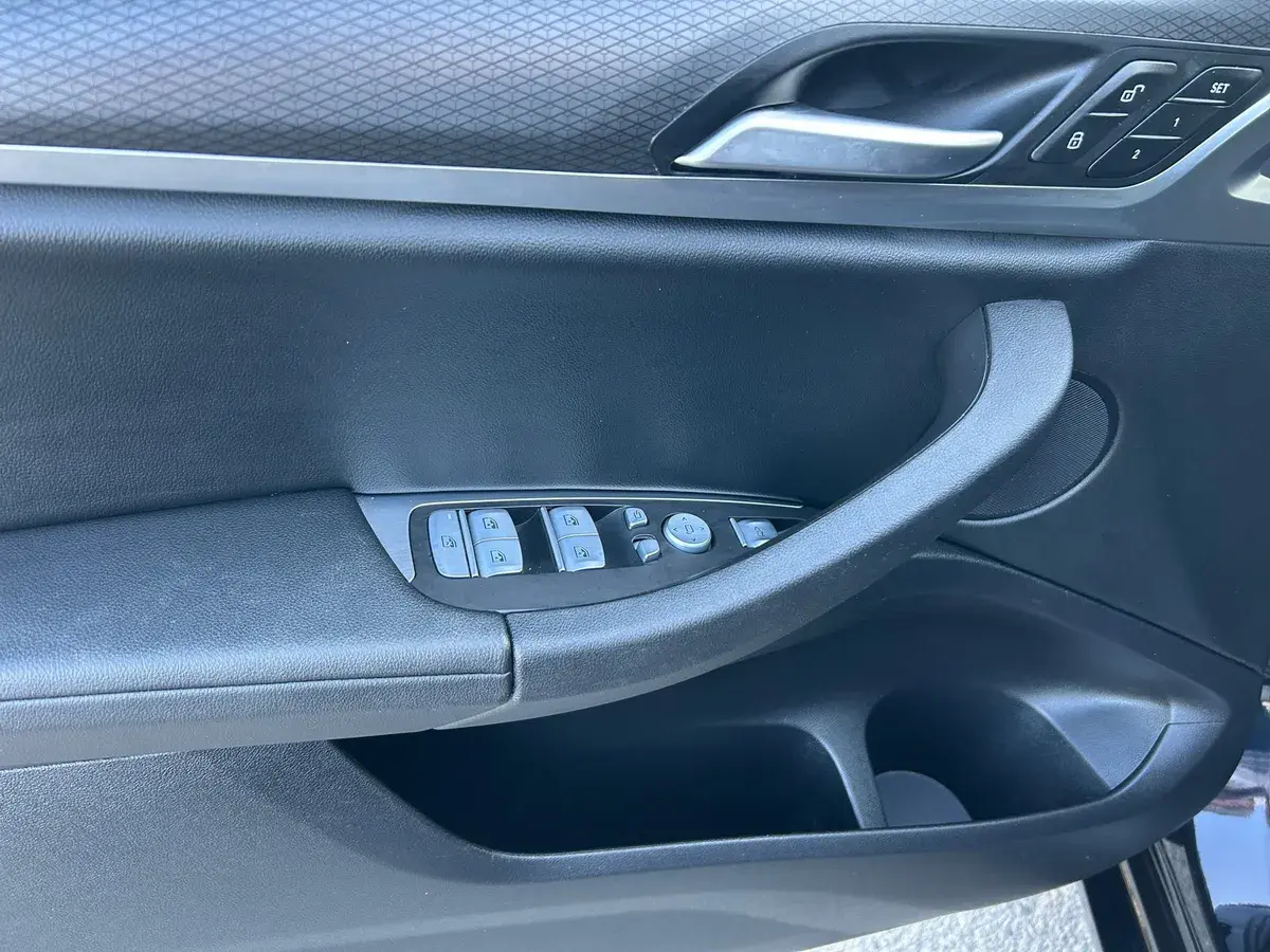 Bild 16 - BMW X4 xDrive 20d