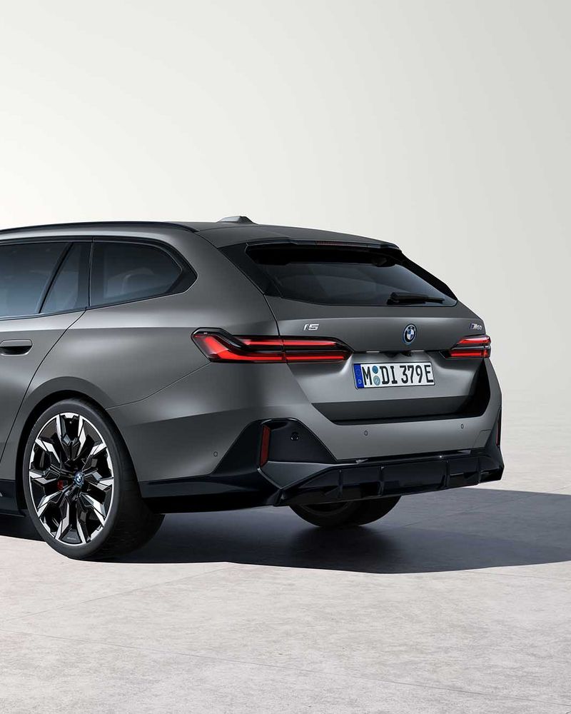 BMW i5 Touring